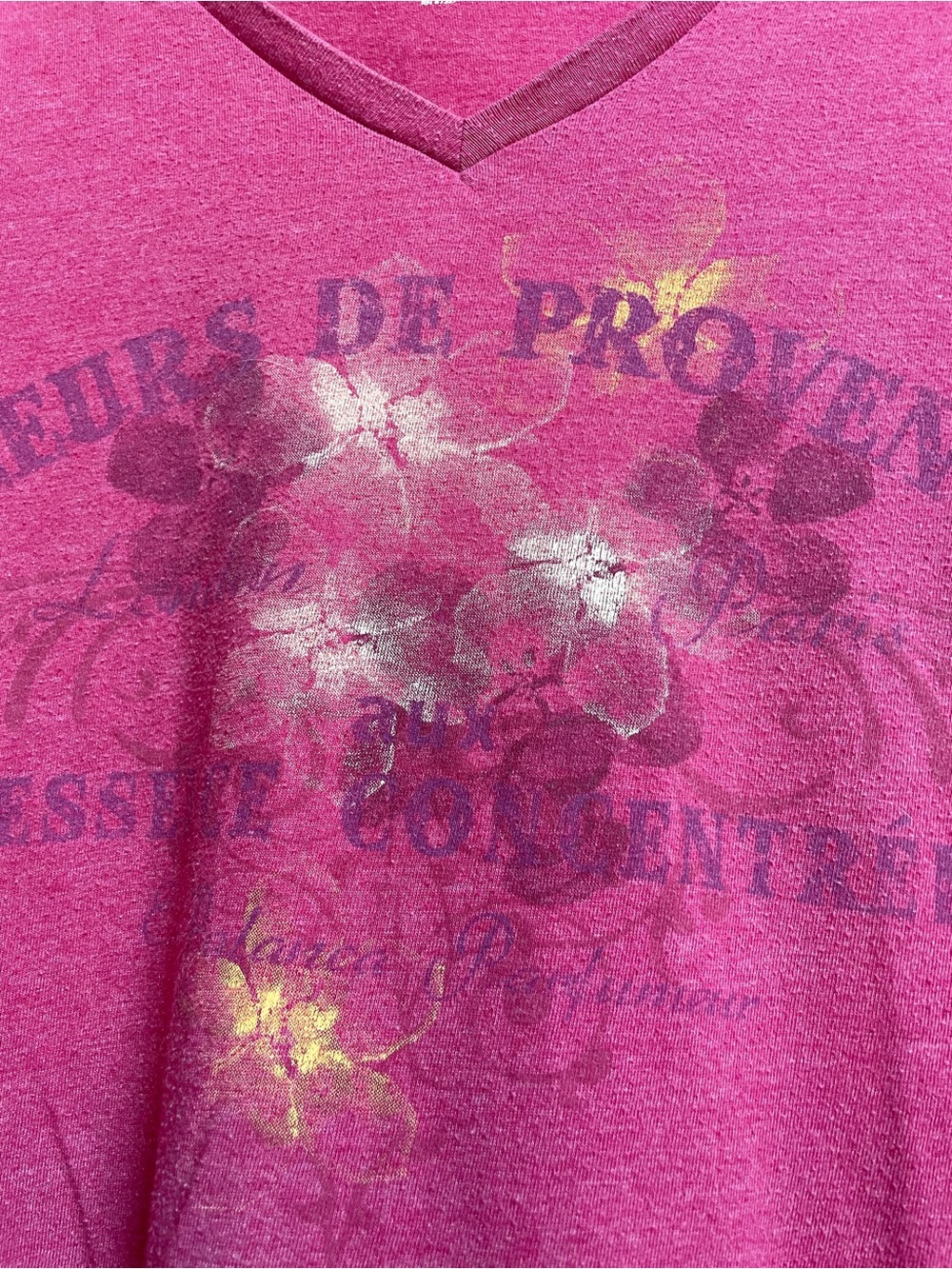 Sonoma Rose Pink V-Neck Floral Graphic Tee women’s size large - Picture 3 of 7